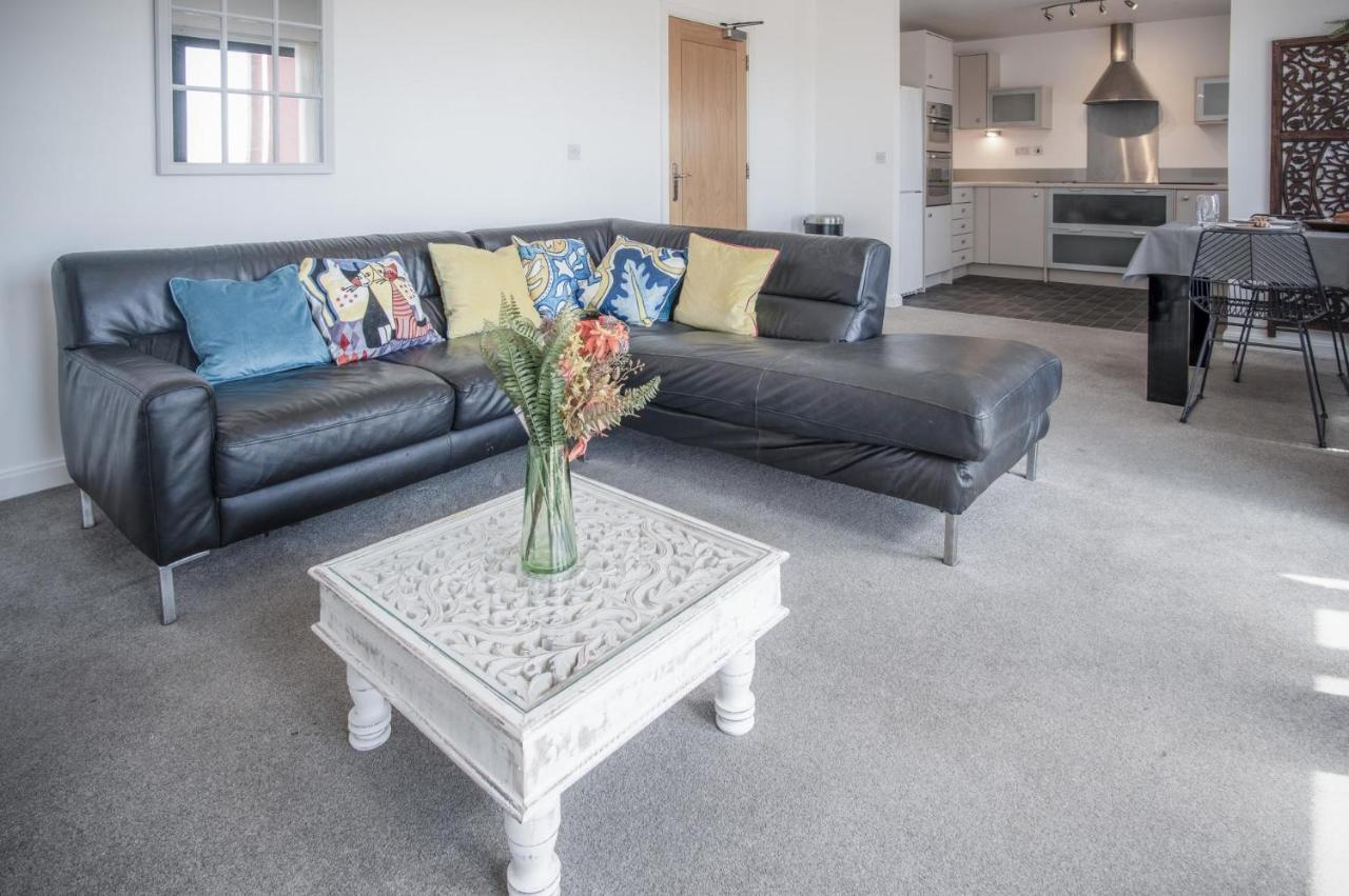 Maritime Quarter - 2 Bedroom Apartment - Sa1 Beach Front Fishermans Way 스완지 외부 사진