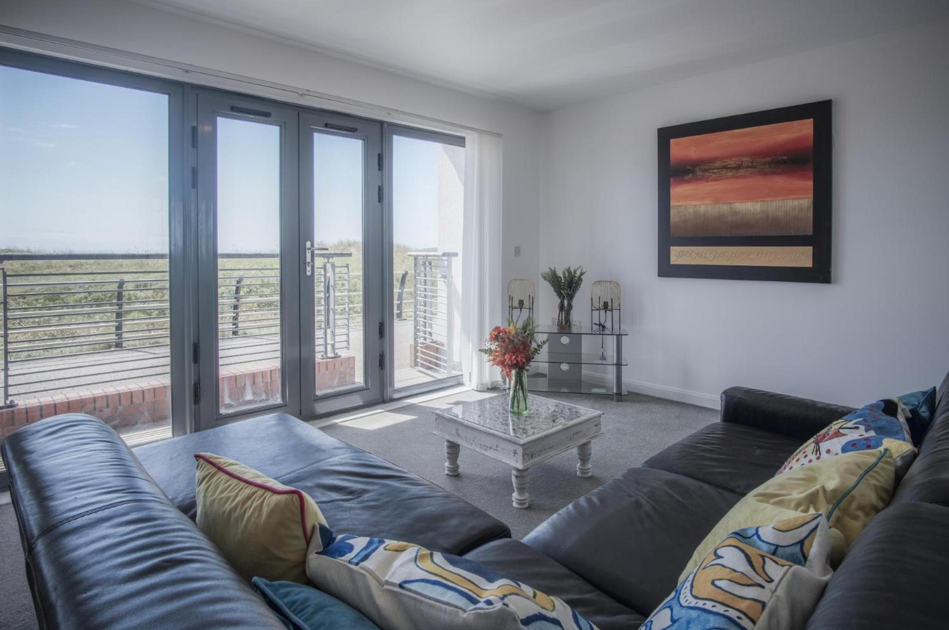 Maritime Quarter - 2 Bedroom Apartment - Sa1 Beach Front Fishermans Way 스완지 외부 사진
