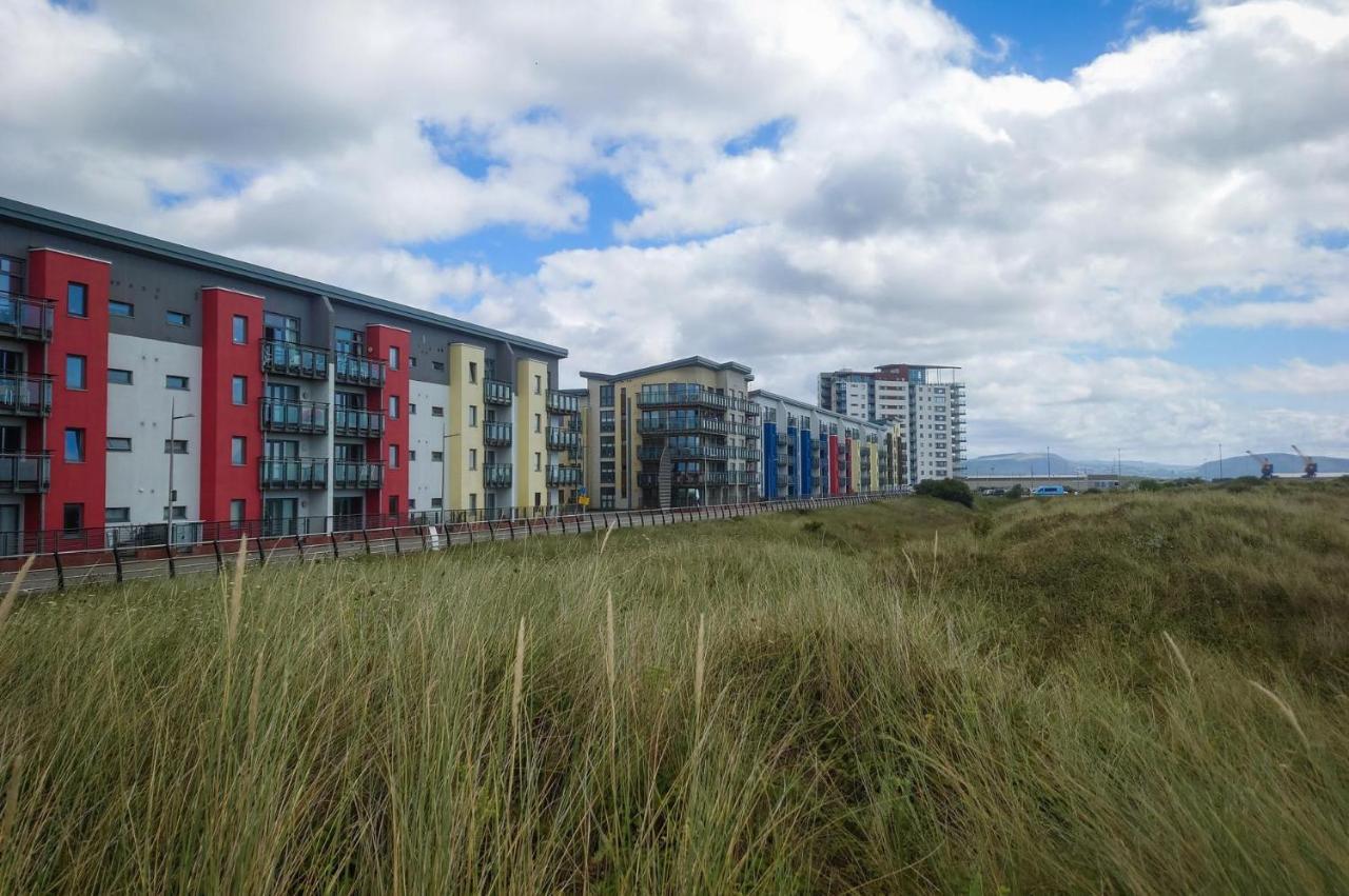 Maritime Quarter - 2 Bedroom Apartment - Sa1 Beach Front Fishermans Way 스완지 외부 사진
