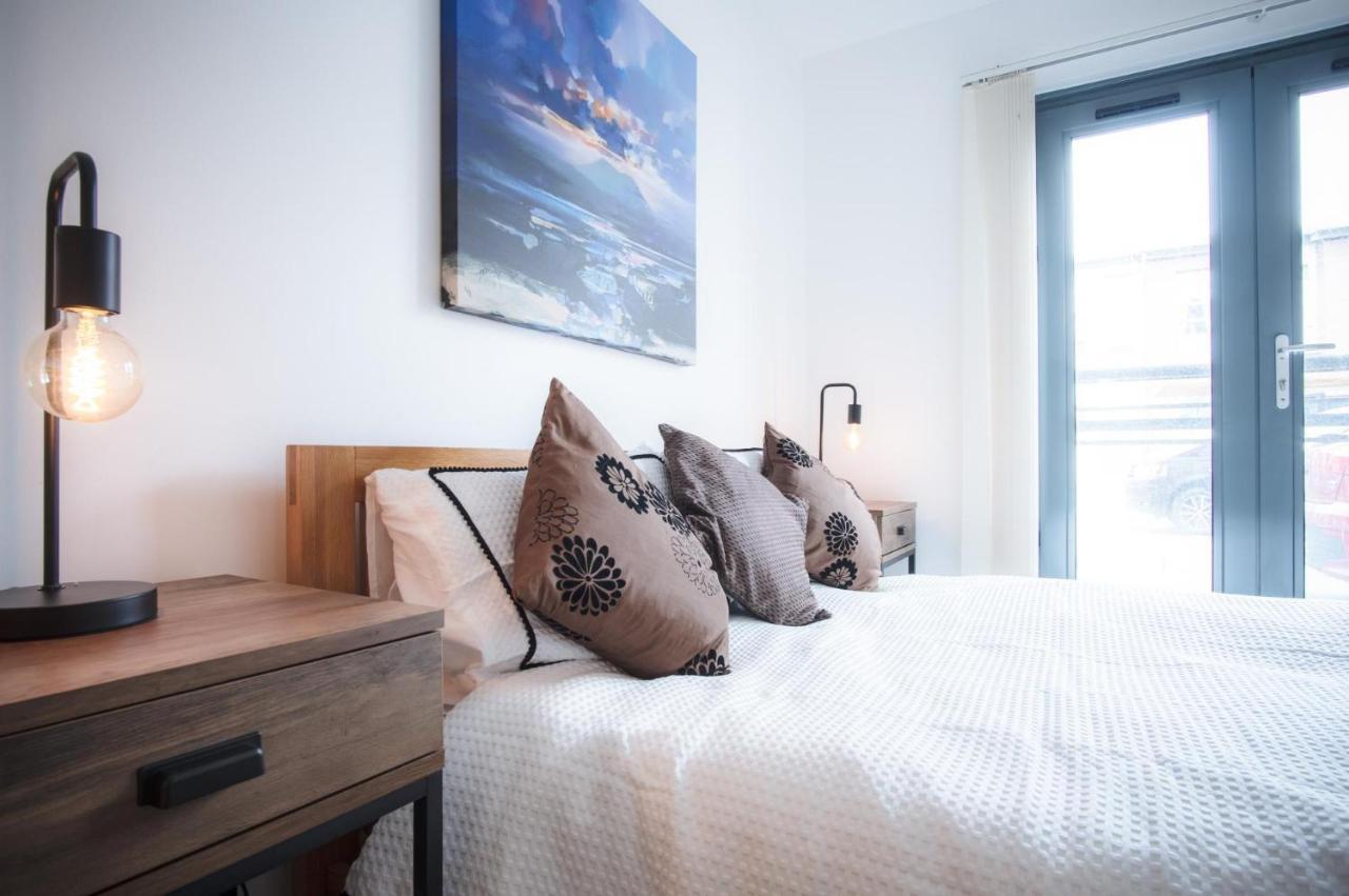 Maritime Quarter - 2 Bedroom Apartment - Sa1 Beach Front Fishermans Way 스완지 외부 사진